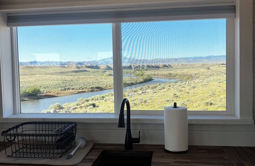 Clark Cabin | Elegant and peaceful cabin on the Clark's Fork of the Yellowstone river!