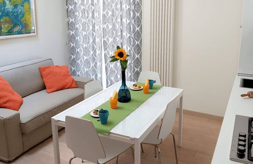 Civitanova Marche Apartment | Elegant apartment a stone's throw from the sea