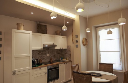 Esquilino Apartment | Elegant Apartment at the Colosseum