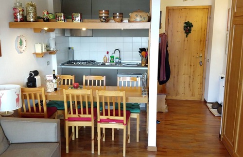 Sestriere Apartment | Elegant apartment in Sestriere, with indoor parking space and free wifi.