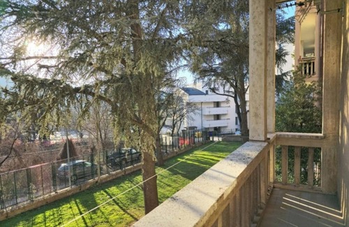 L'Aquila Apartment | Elegant apartment