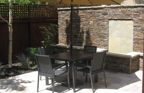 St. Helena Apartment | Elegant Apartment Near Downtown St. Helena