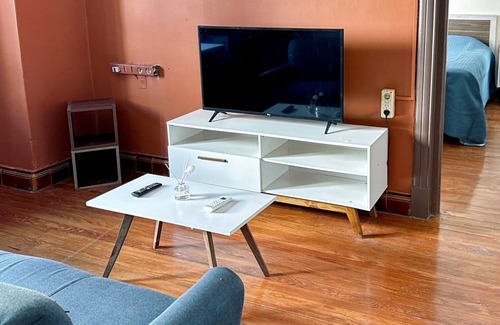 Centro Apartment | Elegant Apartment - Perfect Location between the Coast and the City Center