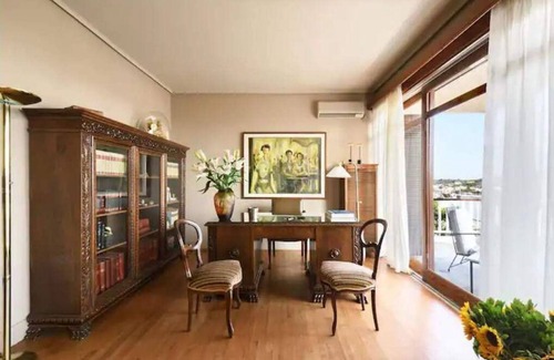 Vari-Voula-Vouliagmeni Apartment | Elegant apartment with Sea View