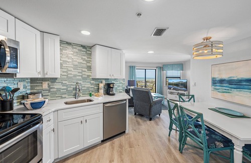 Belle Vista Condo | Elegant Beachfront | Walk Everywhere