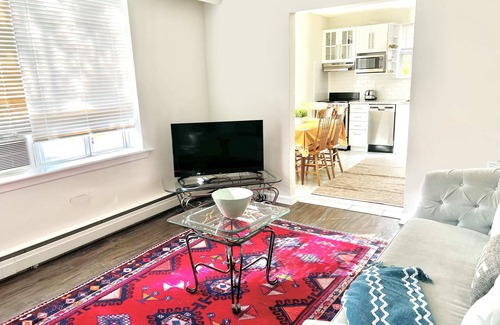 Burlington Apartment | Elegant Brand New Apartment in Central Burlington