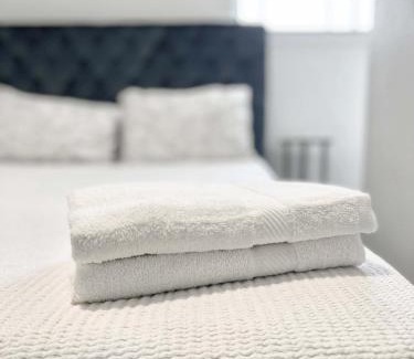 Burlington Apartment | Elegant Brand New Apartment in Central Burlington