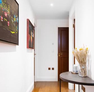 Covent Garden Apartment | Elegant central London flat - ideal for weekend city break