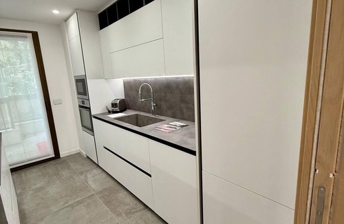 La Colle Apartment | Elegant & Central Luxury Apartment with Balcony & Parking