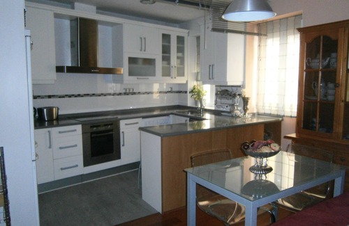 Guindalera Apartment | Elegant Centrally Located Apartment ju
