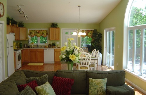 Hammond Ski Chalet | Elegant Chalet Style, Large Deck, Huge Spacious Green Yard, Riverfront