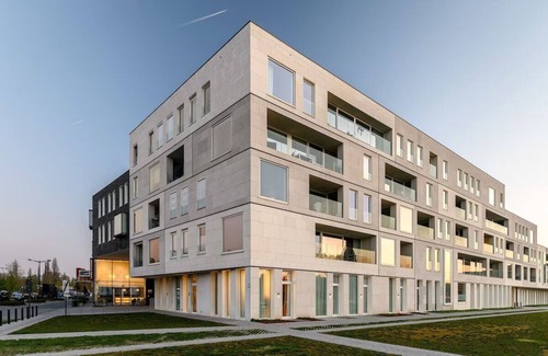 Oudenaarde House | Elegant City Center Haven, Bike-Friendly, Kitchen | 2 Units