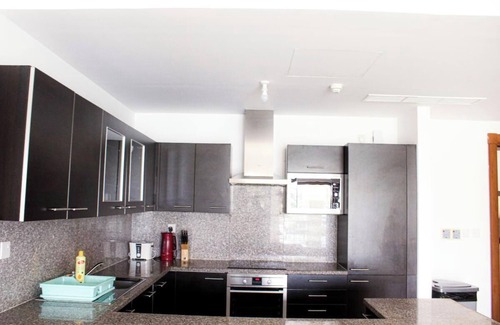 As Sifah Apartment | Elegant Coastal Living