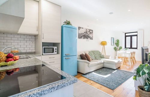 Lapa House | Elegant Colorful House w/Private Terrace