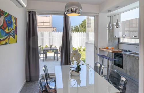 Villa Grazia di Carini Villa | Elegant comfort villa with air conditioning, Wi-Fi, and garden, 1 km from the sea