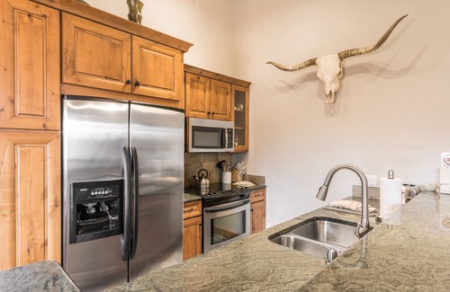 Steamboat Springs Condo | Elegant condo near the gondola with fireplace, pool