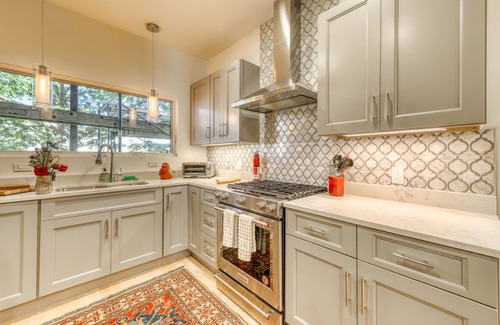 East Bayside Condo | Elegant condo - walk to Portland's best restaurants & Old Port