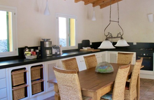 Dolceacqua Cottage | Elegant Country house in an exposed hill-site