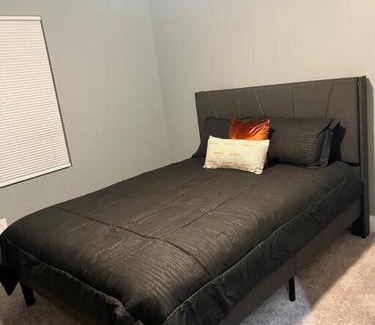 Mapleton/Fall Creek Villa | Elegant & Cozy Near Downtown Indy & Broad Ripple