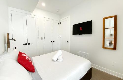 Cabbagetown South House | Elegant Downtown Home