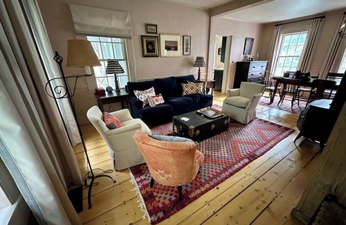 Greensboro Other | Elegant Farmhouse
