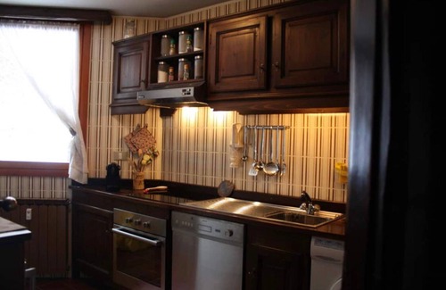 Cervinia Apartment | Elegant four-room apartment a stone's throw from the slopes and the center 90m2
