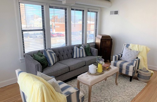 Nelson Apartment | Elegant French Country - Apt A