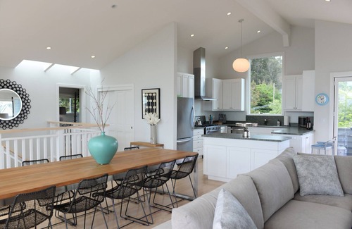 Stinson Beach House | Elegant Gated Beach Compound