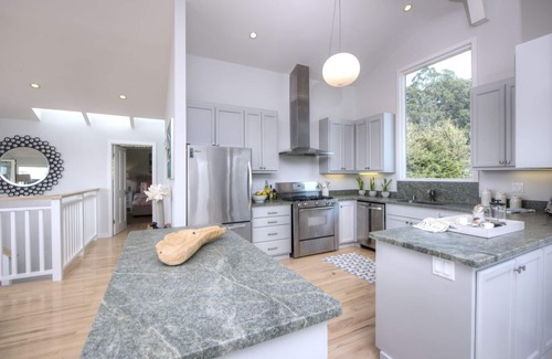 Stinson Beach House | Elegant Gated Beach Compound