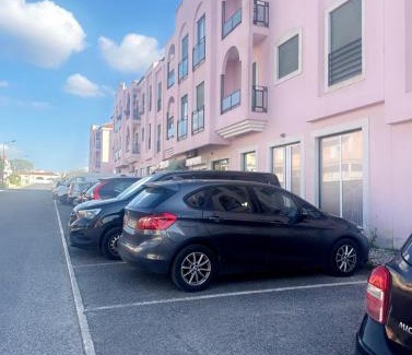 Atalaia Apartment | Elegant Getaway II - Lisbon- two bedroom apartment in Montijo- 10 mints from the beach