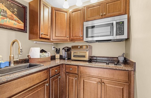 Bonita Springs House | Elegant guest suite with a Dock and Pool