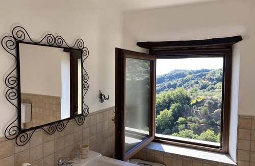 Badolato Apartment | Elegant Holiday Home, in the Village