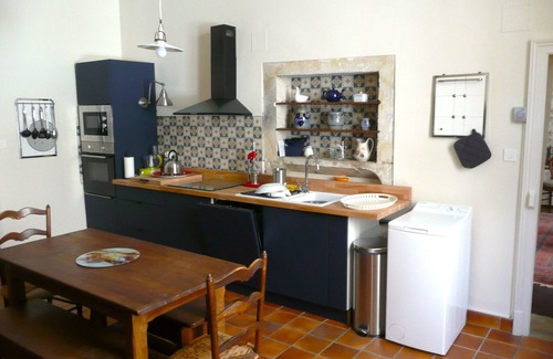 Euvezin Cottage | Elegant home at Euvezin Castle with garden and private parking