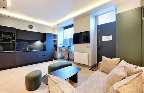 7th Arrondissement Apartment | Elegant Home close to the Eiffel Tower