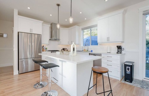 Langford House | Elegant Home In Victoria BC
