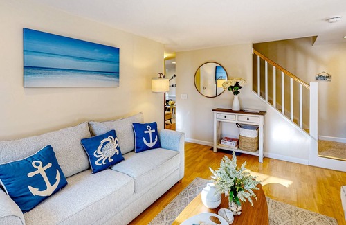 Dennis House | Elegant home steps from Flax Pond with great yard & 3 patios, near beaches