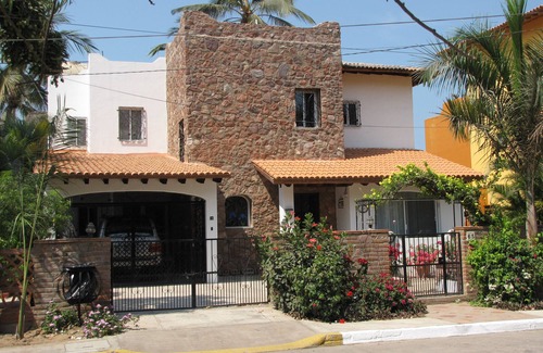 Bucerias House | Elegant Home with Direct Beach Access