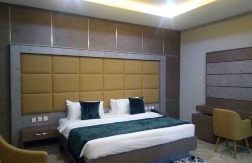 Jimeta Hotel | Elegant Hotel & Suites by City Green