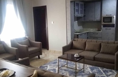 Jimeta Hotel | Elegant Hotel & Suites by City Green
