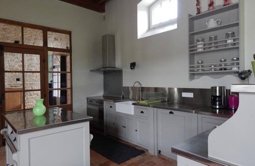 Bricquebosq Cottage | Elegant house 14 ppl, private pool, WiFi, billiards