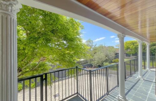 Mellons Bay House | Elegant House in East Auckland