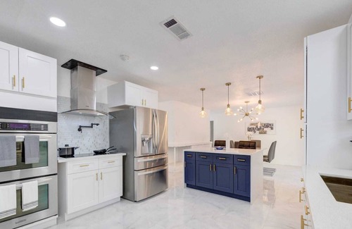 Central Southwest House | Elegant house, strategically located