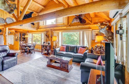 Glendale House | Elegant Hudson Valley Retreat with Hot Tub and Pond