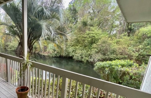 Shipyard Plantation Condo | Elegant lagoon villa near ocean