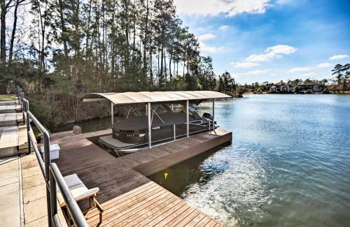 Montgomery House | Elegant Lake Conroe Townhome with Boat Slip!