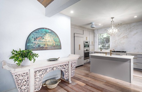 Mount Dora House | Elegant Lake Retreat