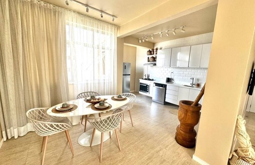 Rio Vermelho Apartment | Elegant Life by the Sea