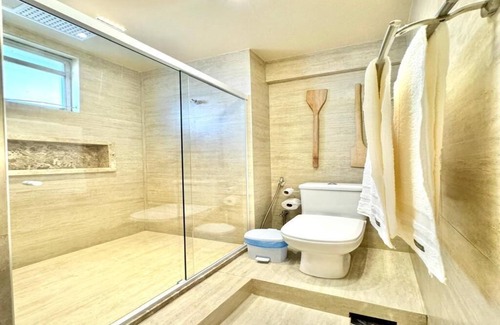 Rio Vermelho Apartment | Elegant Life by the Sea