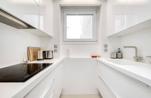 Ilisia Condo | Elegant Light 2 Bedroom Condo Prime Central Athens