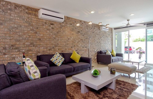 Diaz Ordaz Condo | Elegant loft at gourmet Versalles, shops , restaurants , beach 15 minutes